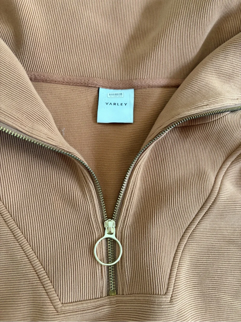 Varley Vine Half Zip Pullover in Camel sz L
